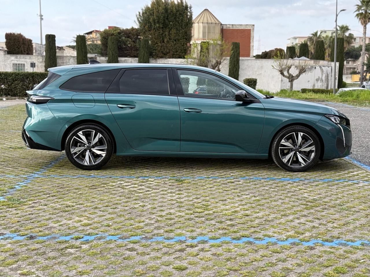 PEUGEOT 308 2022 BlueHDi 130 EAT8 GT