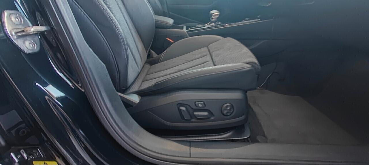 Audi A4 40 TDI quattro S tronic S line edition