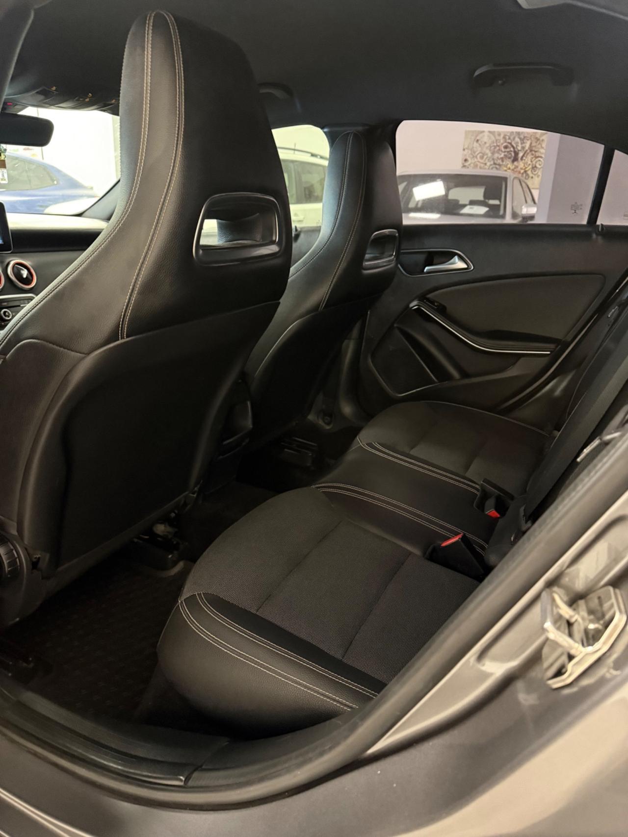 Mercedes-benz A 160 d Automatic Premium