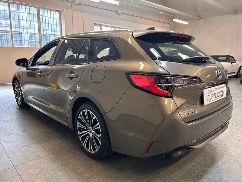 Toyota Corolla Touring Sports 2.0 Hybrid Business