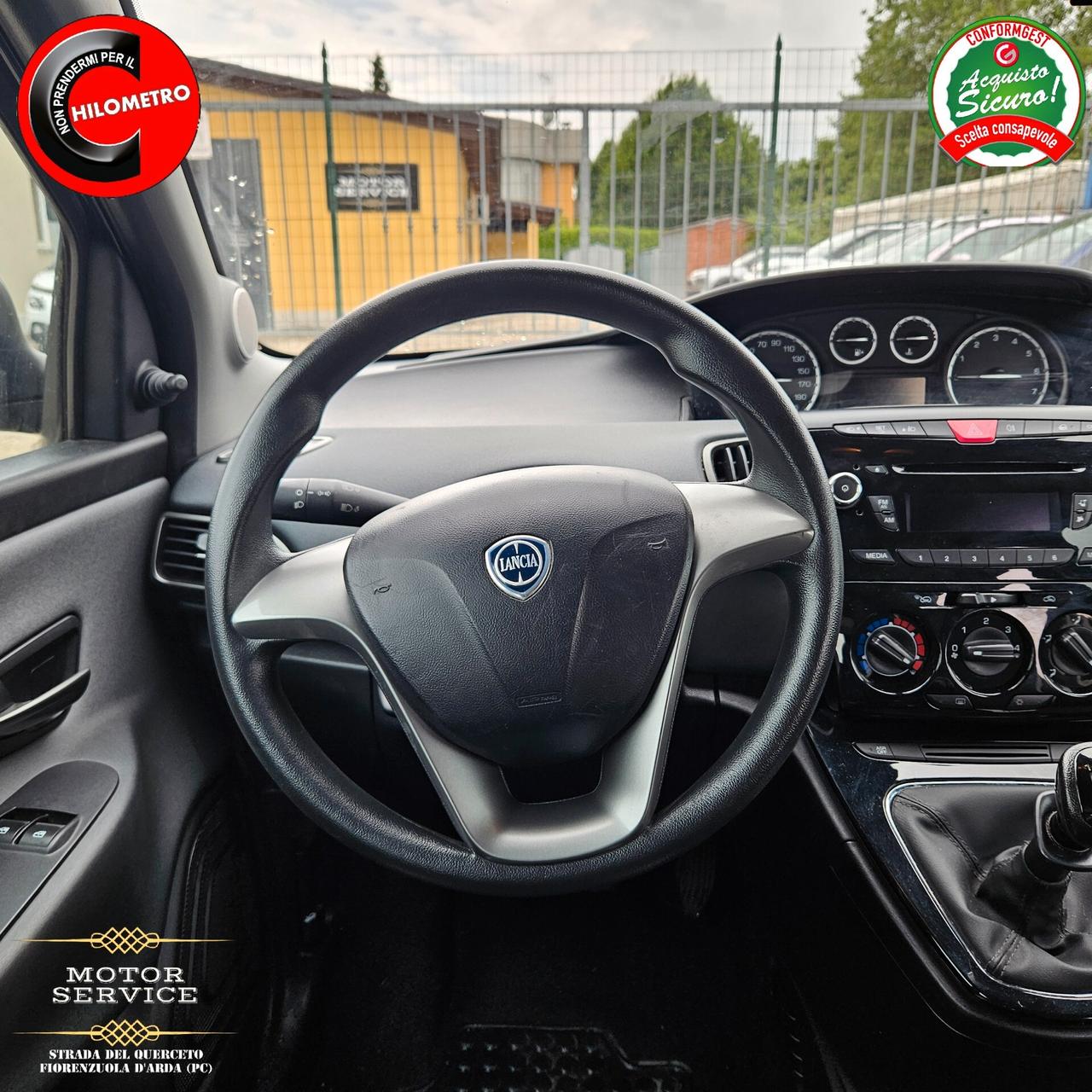 Lancia Ypsilon 1.2 69cv Elefantino km reali unipro da 89€ mese