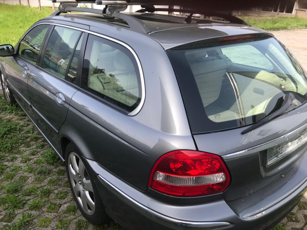 Jaguar X-Type 3.0 V6 24V cat Wagon Executive