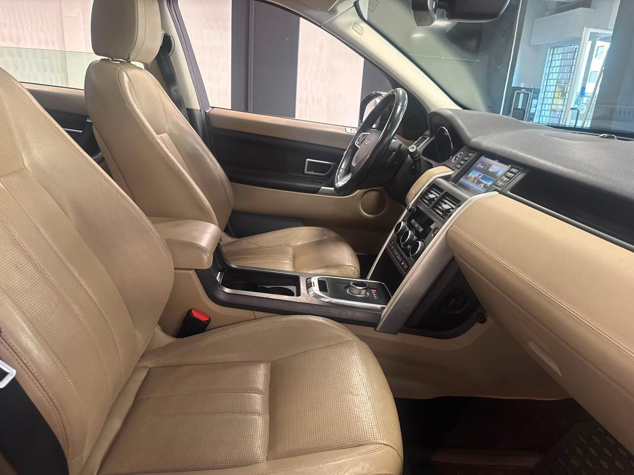 Land Rover Discovery Sport 2.0 TD4 150 CV HSE Luxury 7 posti