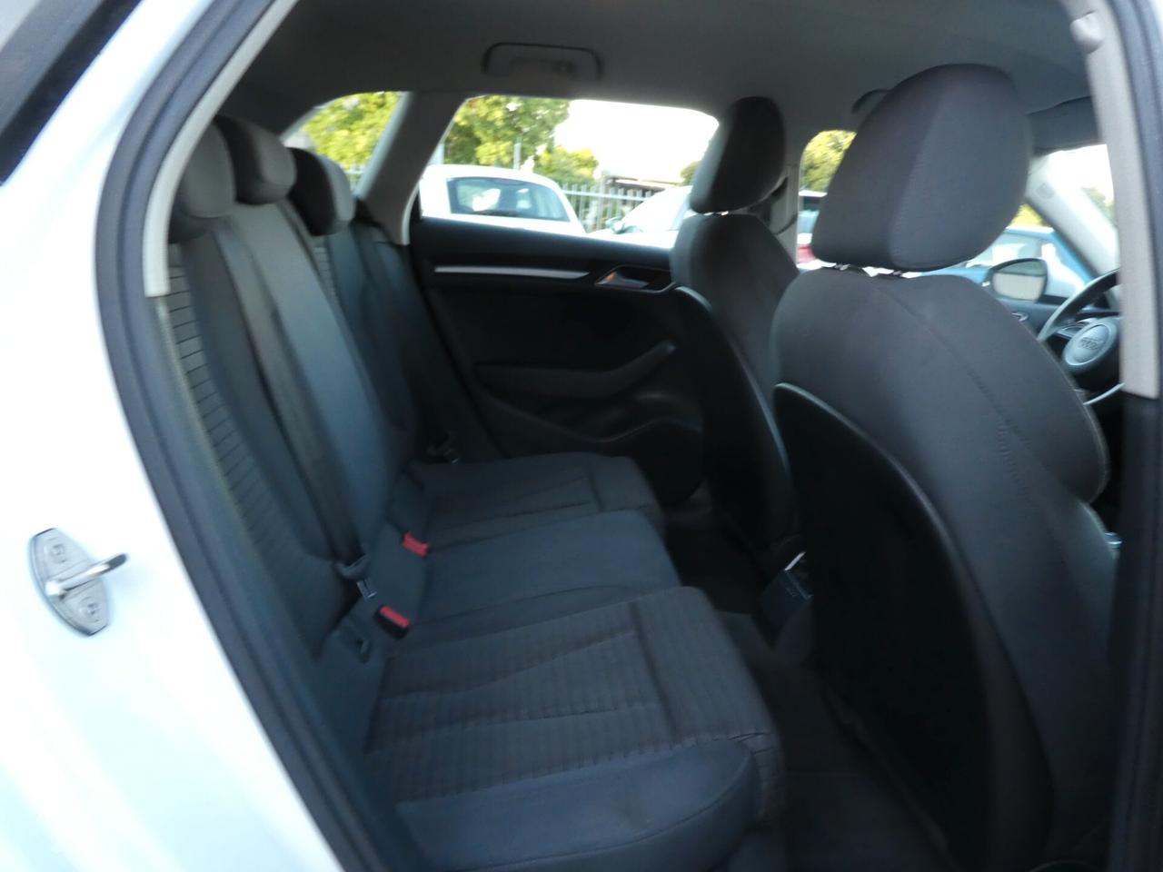 Audi A3 1.6 TDI clean diesel S tronic Ambition OK NEOPATENTATI