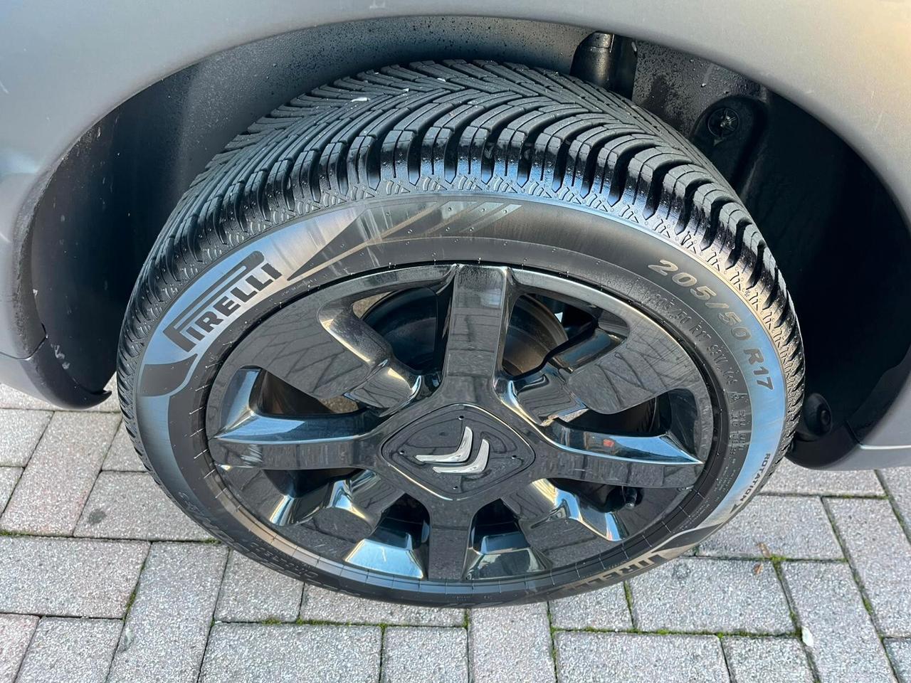 Citroen C4 Cactus BlueHDi 100 Rip Curl