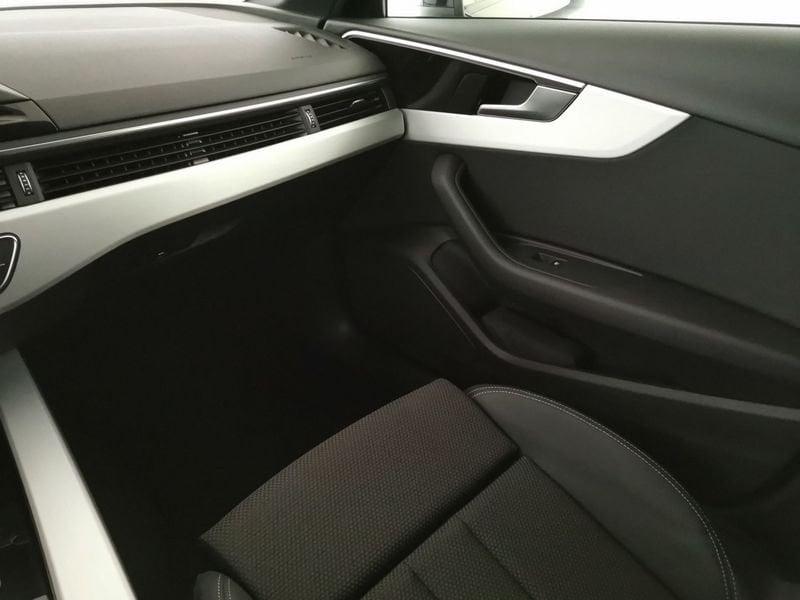 Audi A4 Avant 40 2.0 tdi mhev S line edition 204cv s-tronic