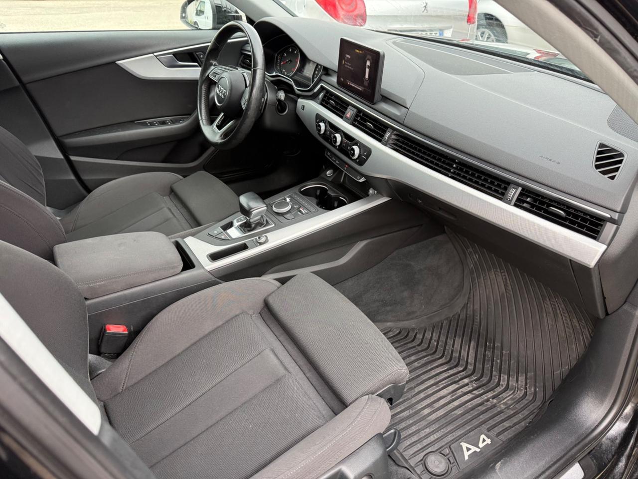 Audi A4 2.0TDI 190CV Automatico ultra Design EUR6