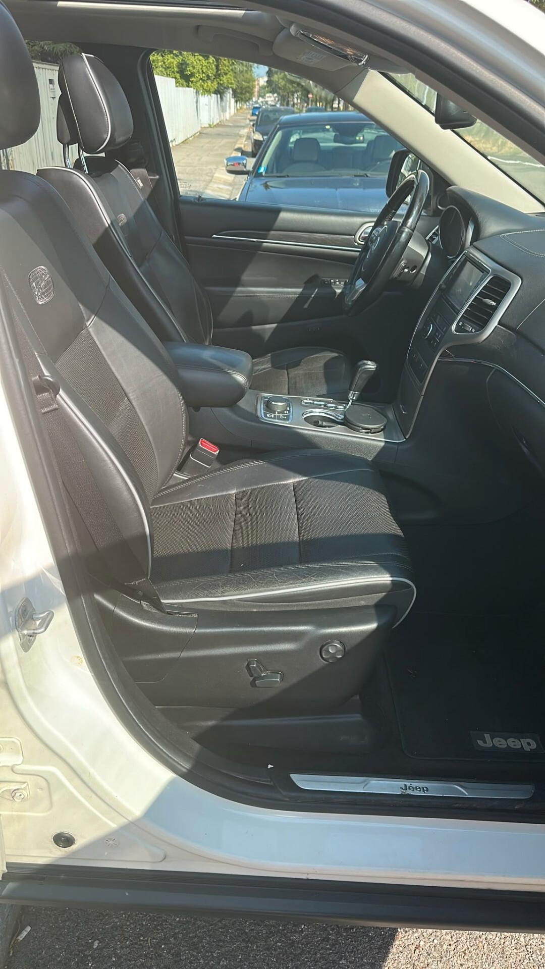 Jeep Grand Cherokee 3.0 CRD 241 CV Overland