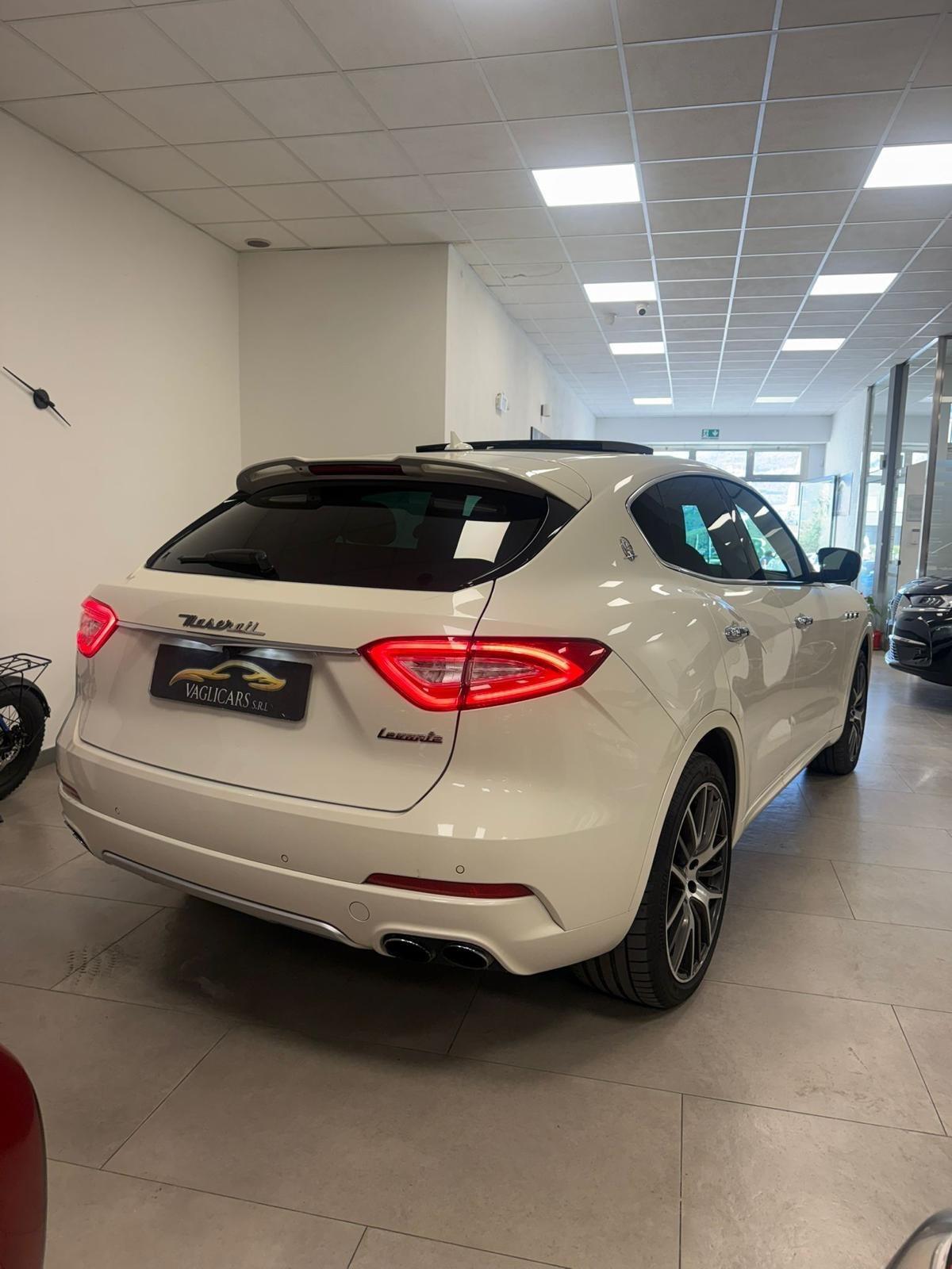 Maserati Levante V6 430 CV AWD S
