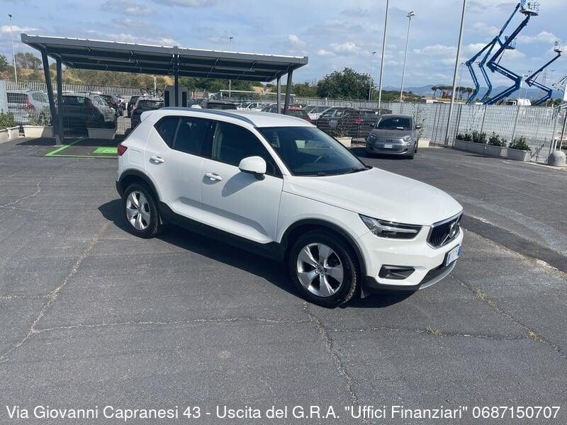 Volvo XC40 T2 Momentum Pro