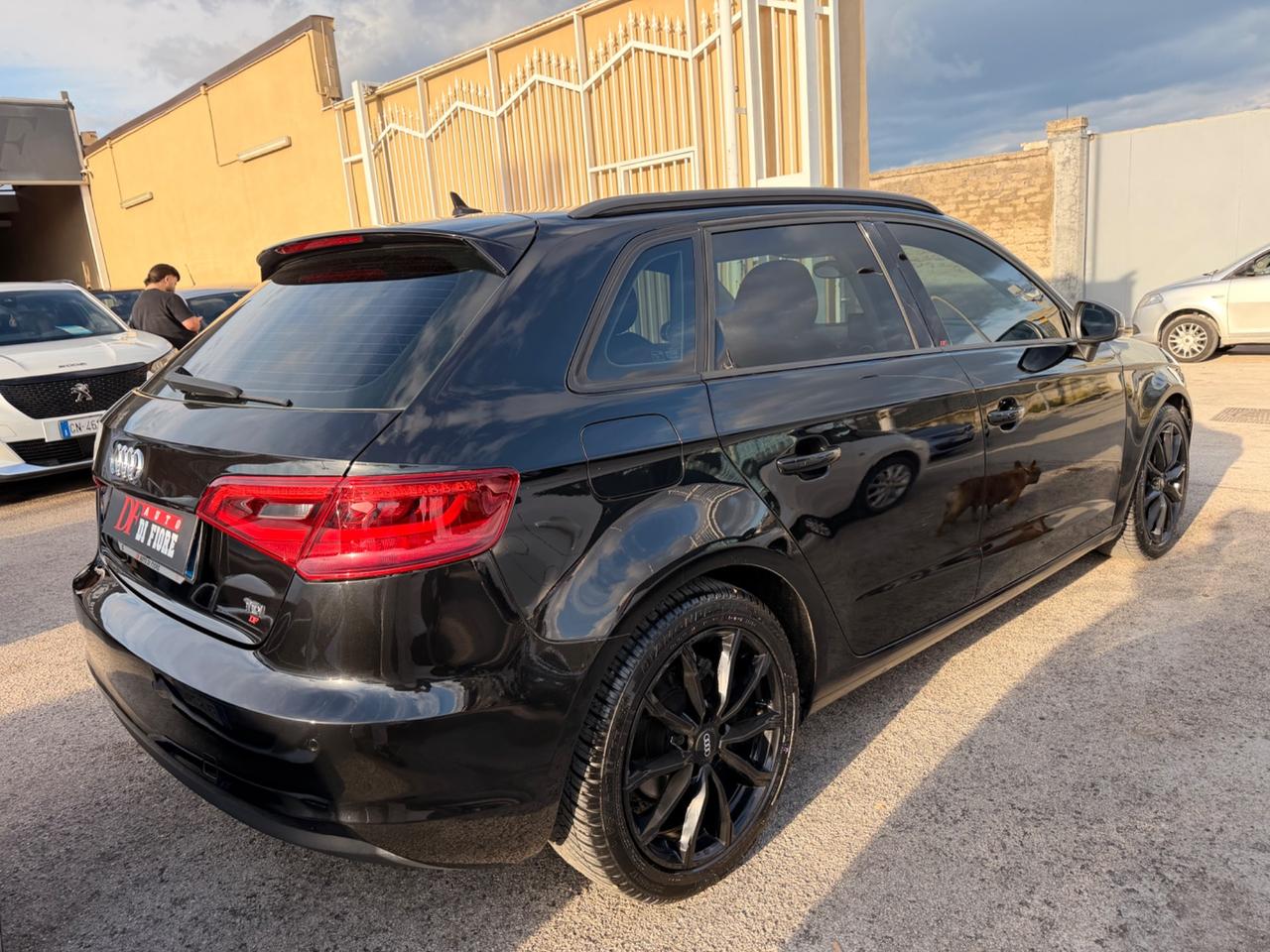 Audi A3 SPB 1.6 TDI 116Cv S tronic TOTAL BLACK