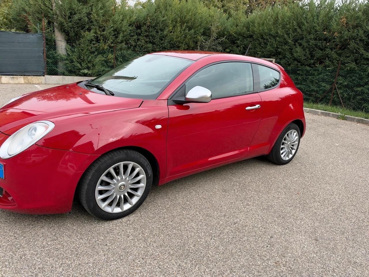 Alfa Romeo MiTo 0.9 - NEOPATENTATI - 12 MESI DI GARANZIA -