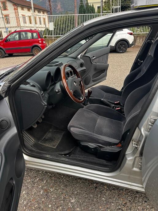 Alfa Romeo 156 2.0i 16V Twin Spark cat