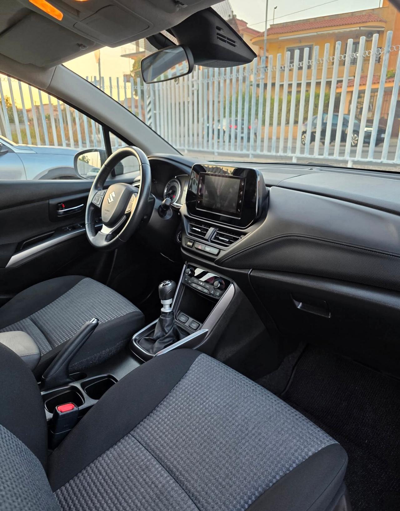 Suzuki S-Cross 1.4 Hybrid Top