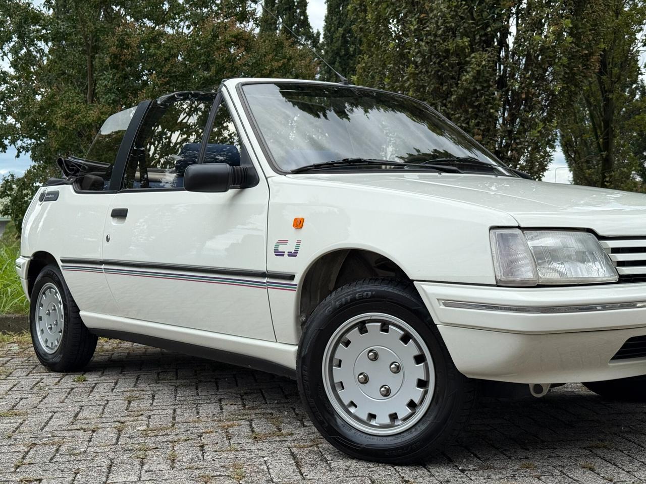 Peugeot 205 1.1i cat Cabriolet CJ