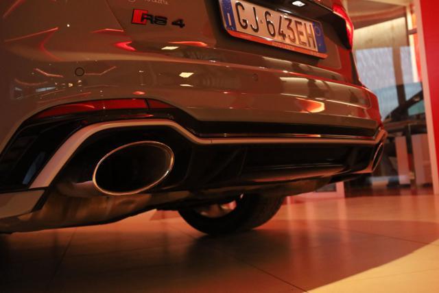 AUDI A4 rs4 Avant quattro 2.9 FSI Biturbo 450CV Tiptronic