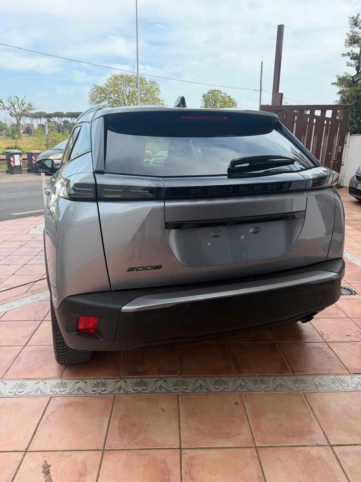 Peugeot 2008 PureTech 100 S&S Allure