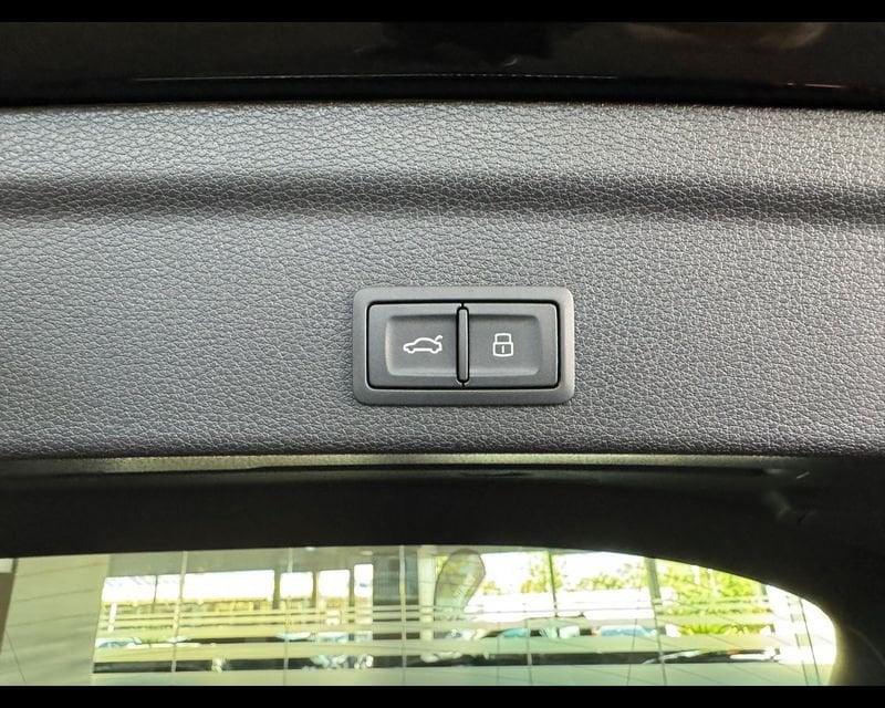 Audi Q3 2ª serie SPB 40 TDI quattro S tronic S line edition