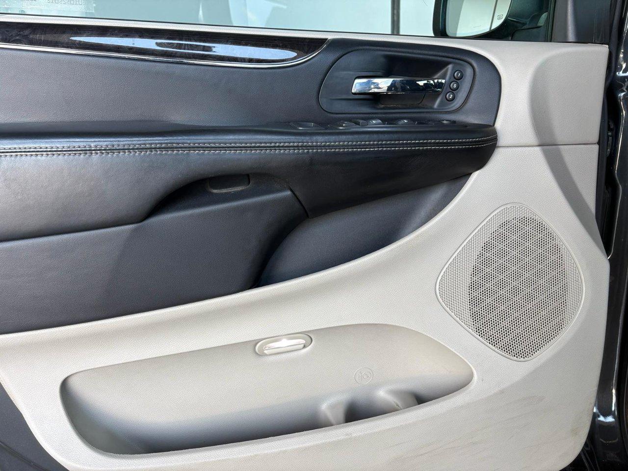 Lancia Voyager 2.8L Platinum 163cv auto