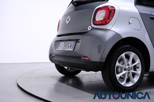 SMART ForFour 60 1.0 YOUNGSTER NEOPATENTATI