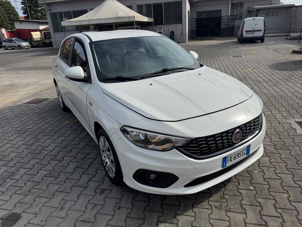 Fiat Tipo 1.4 5 porte Easy Euro 6b