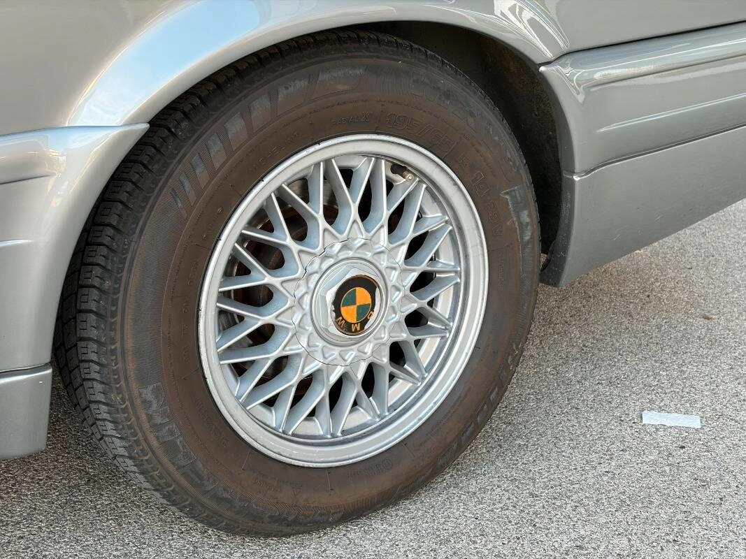 BMW Serie 3 320i S c abs 2p