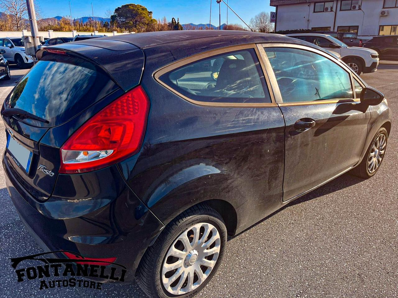 Ford Fiesta 1.4 TDCi 70CV 3 porte Titanium