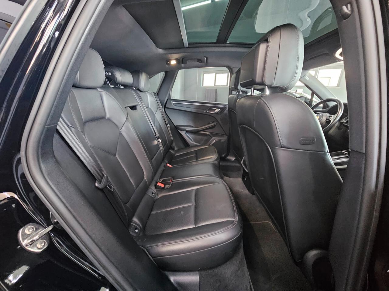 Porsche Macan 2.0 TETTO PANORAMICO