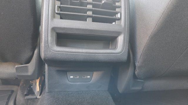 VOLKSWAGEN Golf 1.0 TSI EVO Life PERMUTE OK NEOPAT. GARANZIA VW