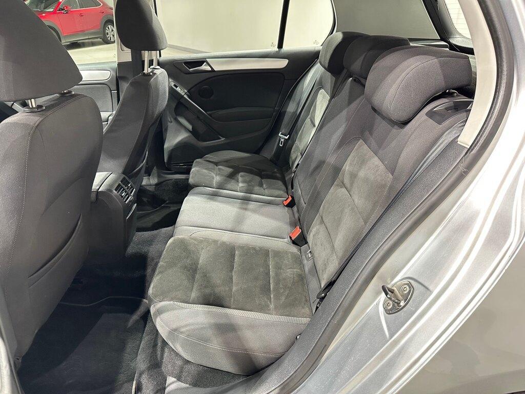 Volkswagen Golf 1.6 tdi Highline 5p dsg