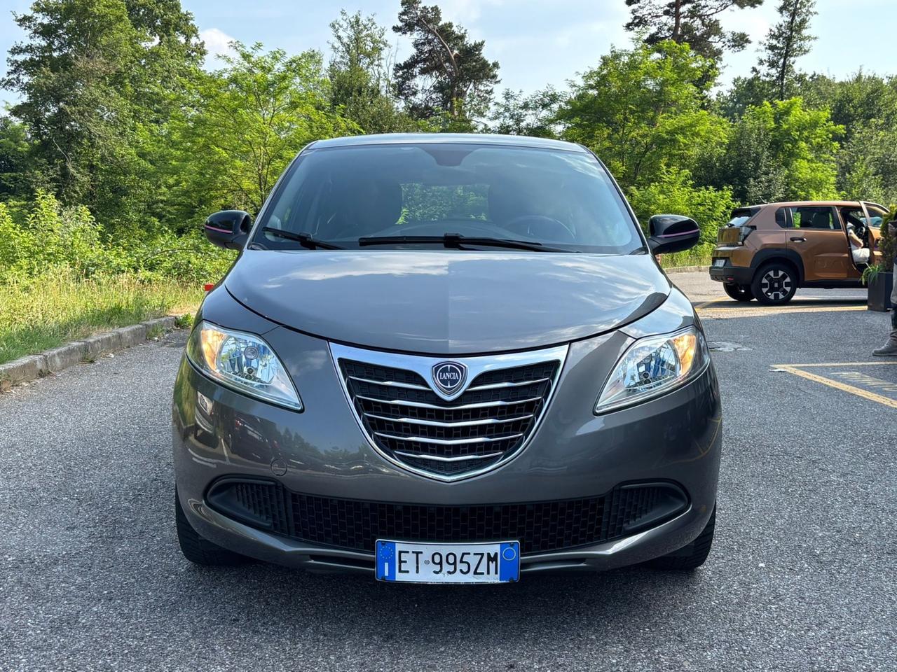 Lancia Ypsilon 1.2 69 CV 5 porte Platinum