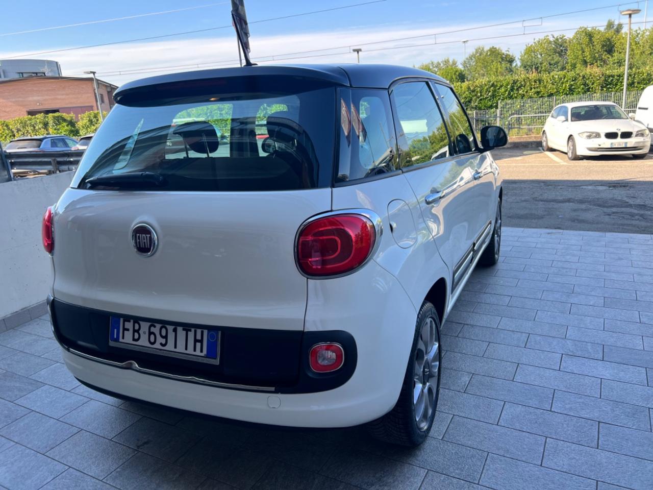 Fiat 500L Living 0.9 TwinAir Turbo Natural Power Lounge