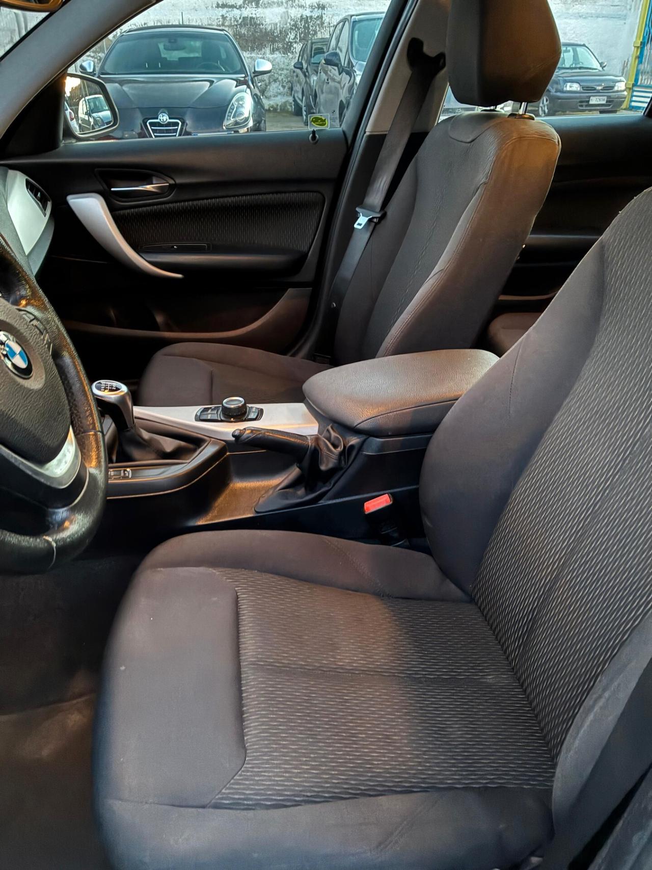 Bmw 114 114d 5p. Advantage