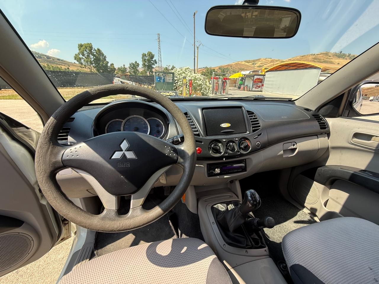 Mitsubishi L200 2.5 DI-D/136CV Double Cab