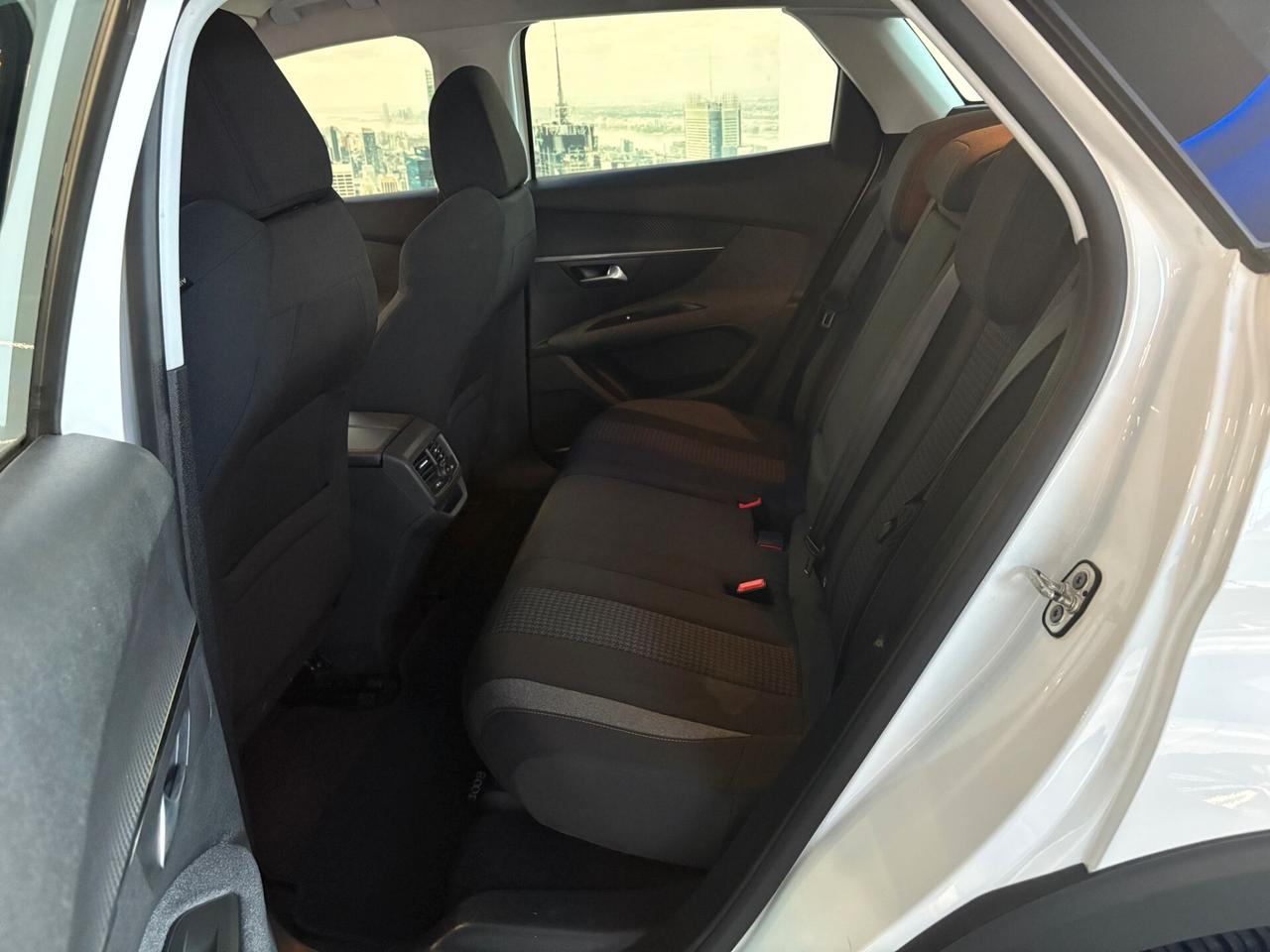 Peugeot 3008 BlueHDi 130 S&S EAT8 Allure