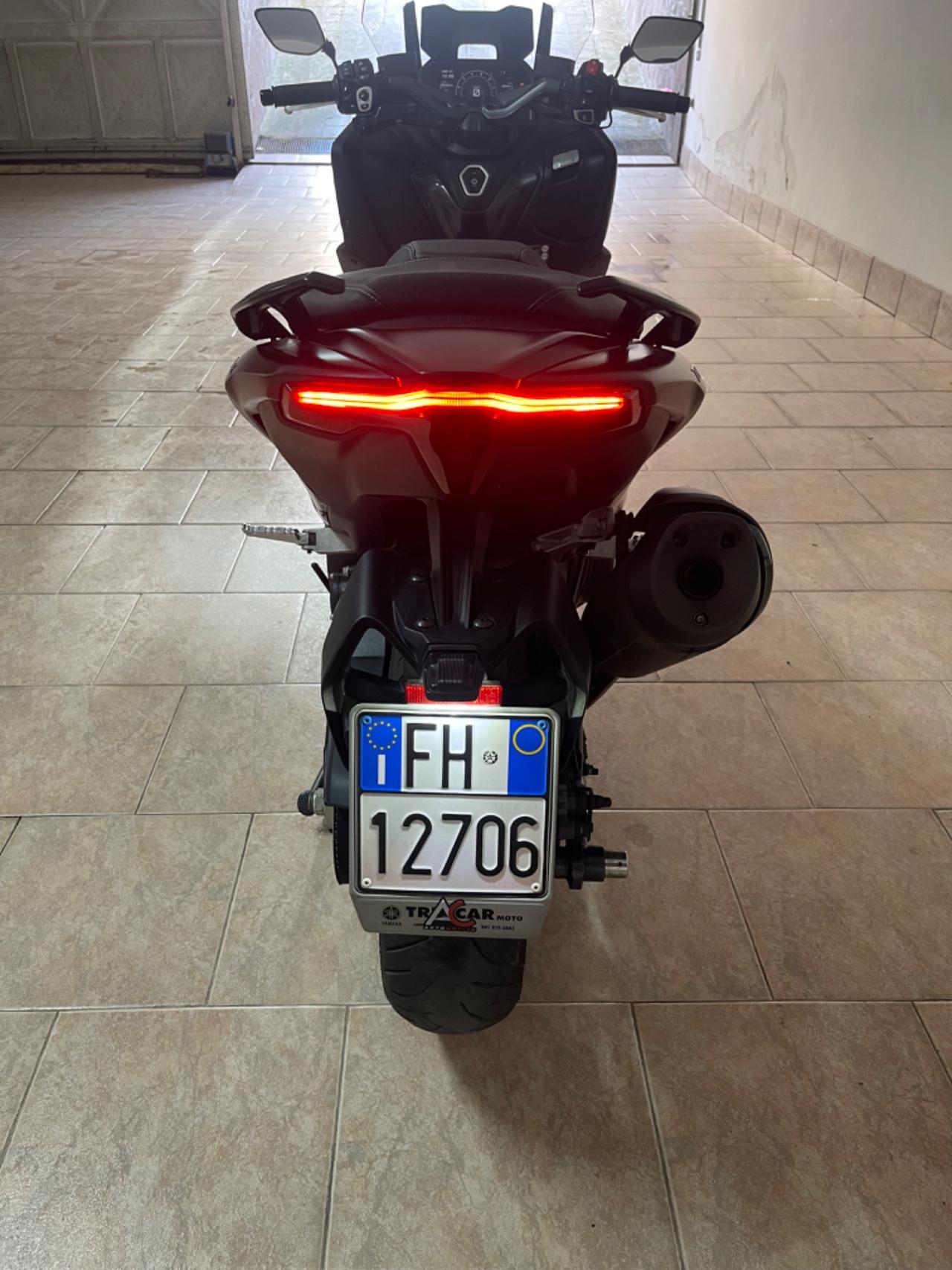Yamaha TMAX 560 TECH-MAX