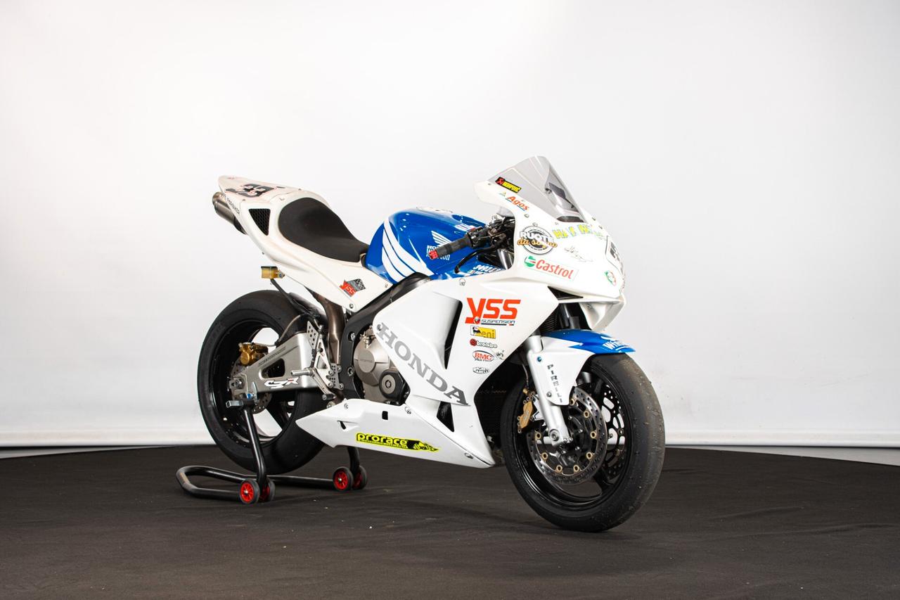 2004 HONDA CBR 600 RR RDS01559