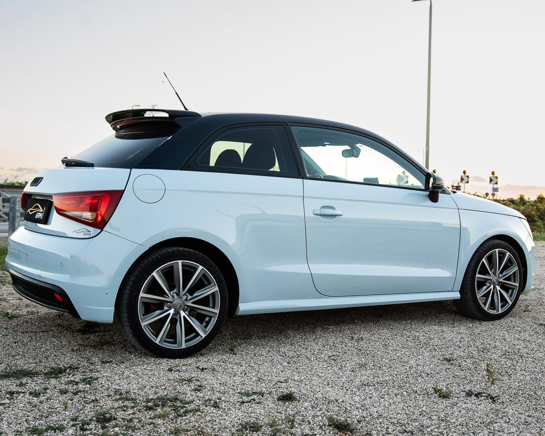 Audi A1 1.6 tdi attraction 105cv