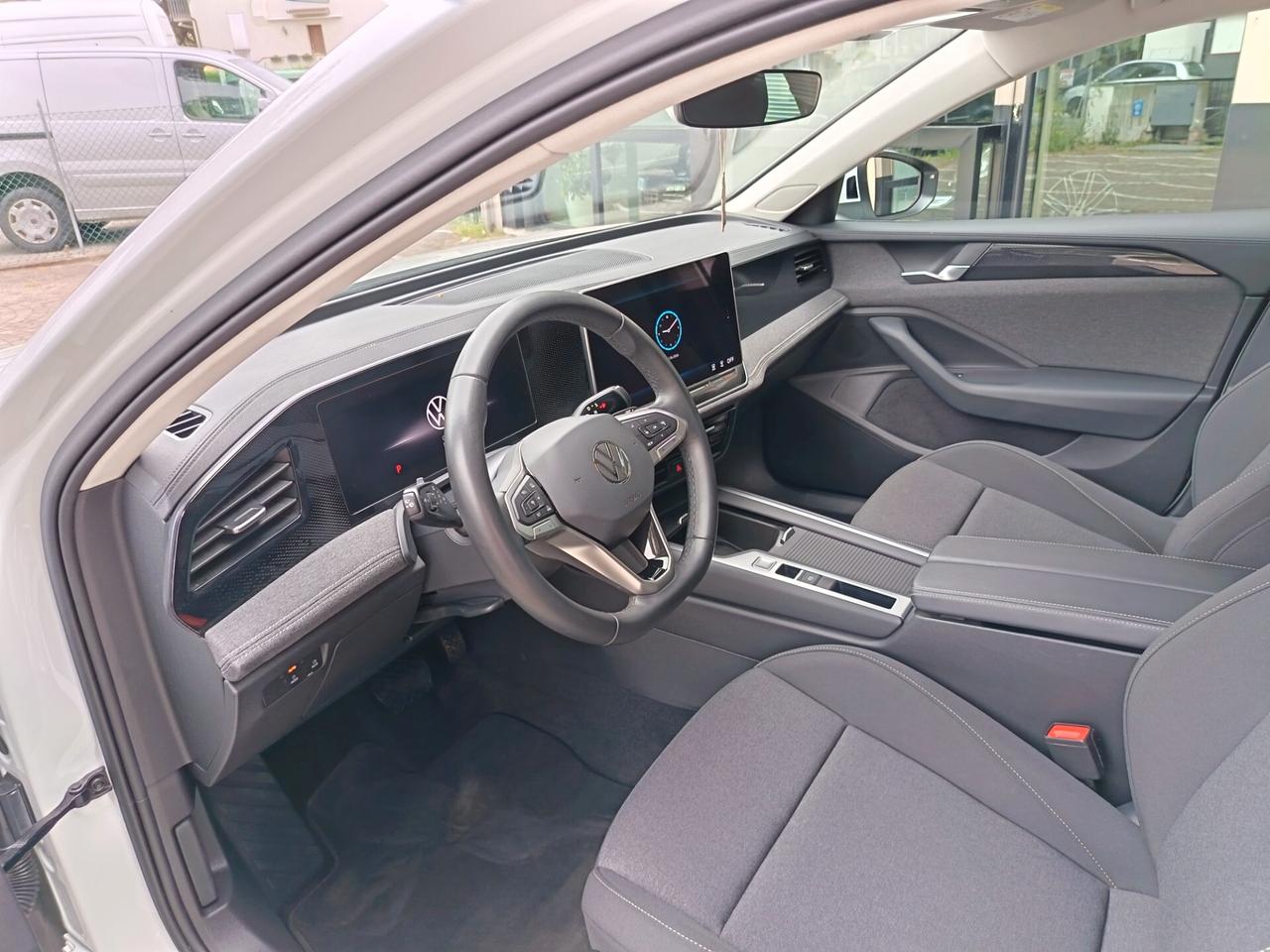 Volkswagen Passat 2.0 TDI 122 CV SCR DSG Business