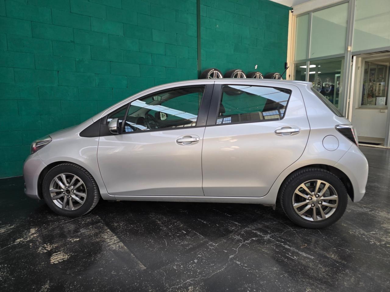 Toyota Yaris 1.4 D-4D 5 porte Lounge