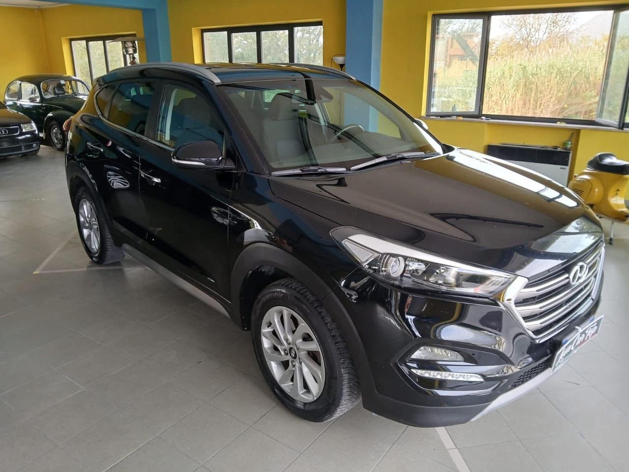 Hyundai Tucson 1.7 CRDi XPossible accetto permute e finanziamenti