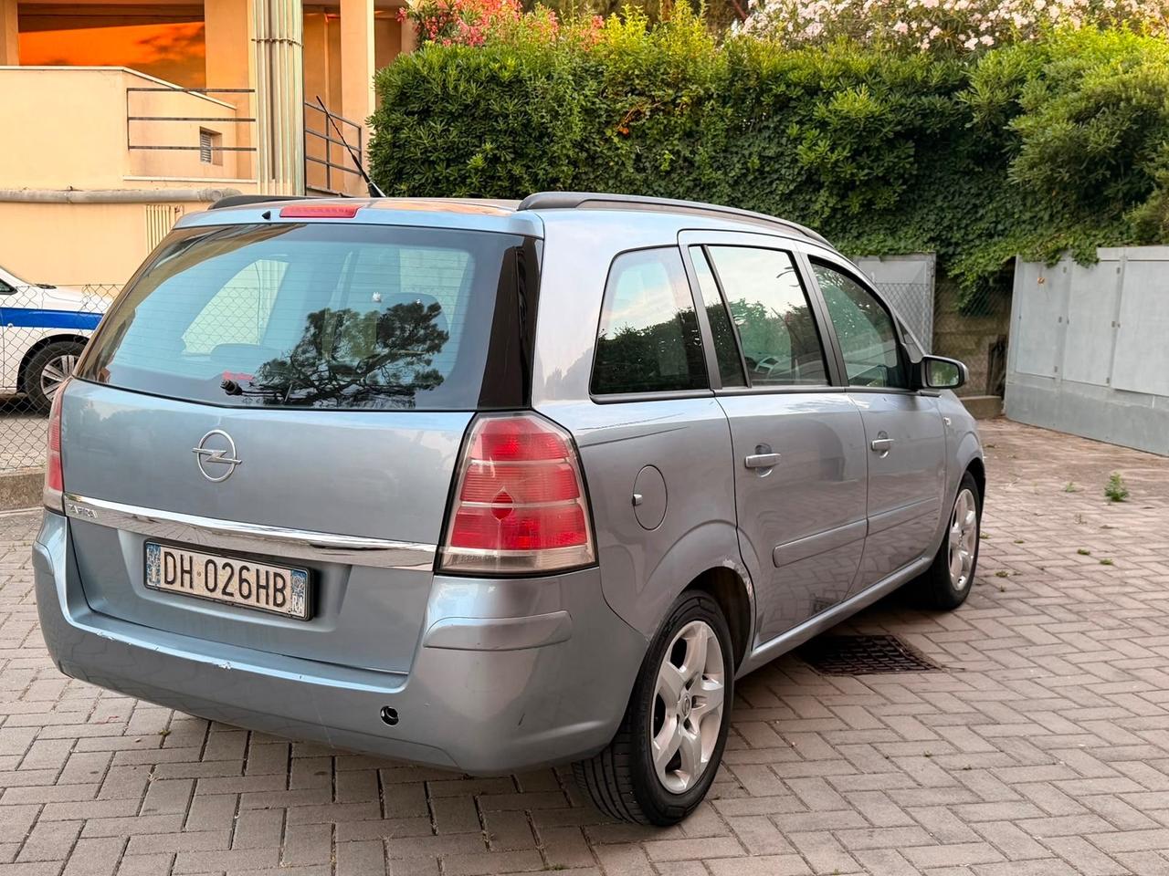 Opel Zafira 1.9 CDTI 120CV 7Posti