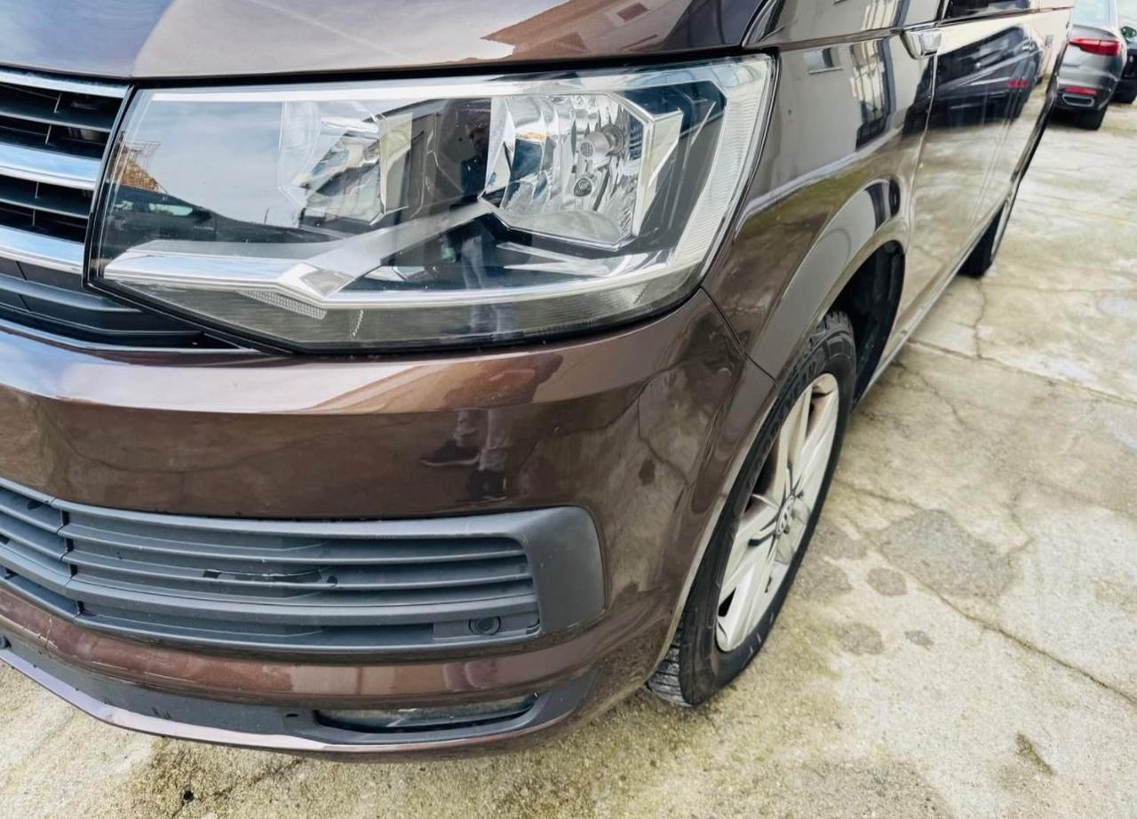 Volkswagen Caravelle 2.0 TDI 150CV DSG 4 Motion PC Comfortline