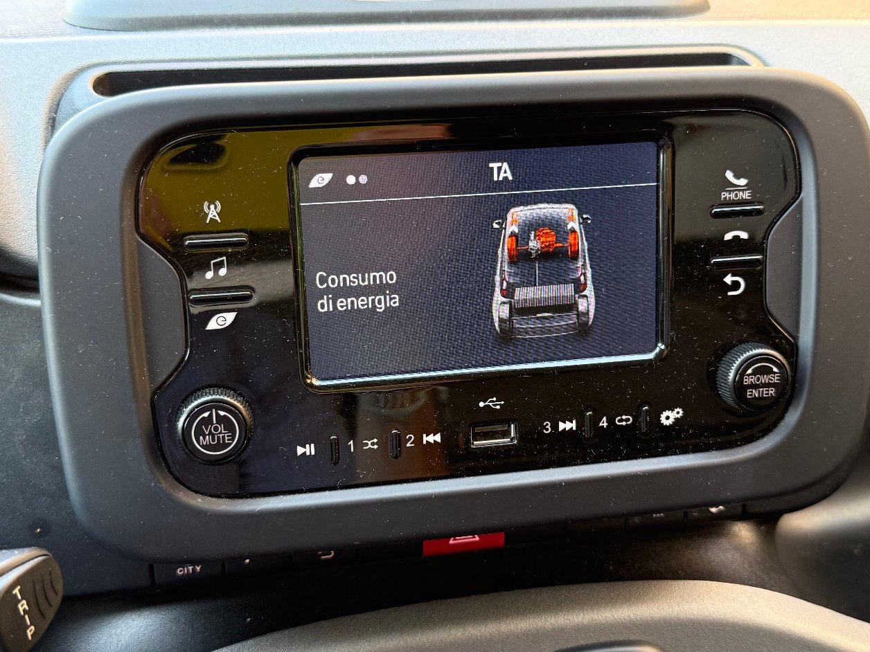 Fiat Panda 1.0 firefly Hybrid City Life s&s 70cv 5P UNIPROP