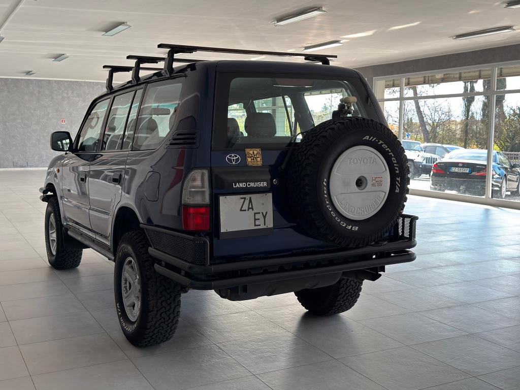 Toyota Land Cruiser 5 Porte Land Cruiser kdj95 5p 3.0 GX auto