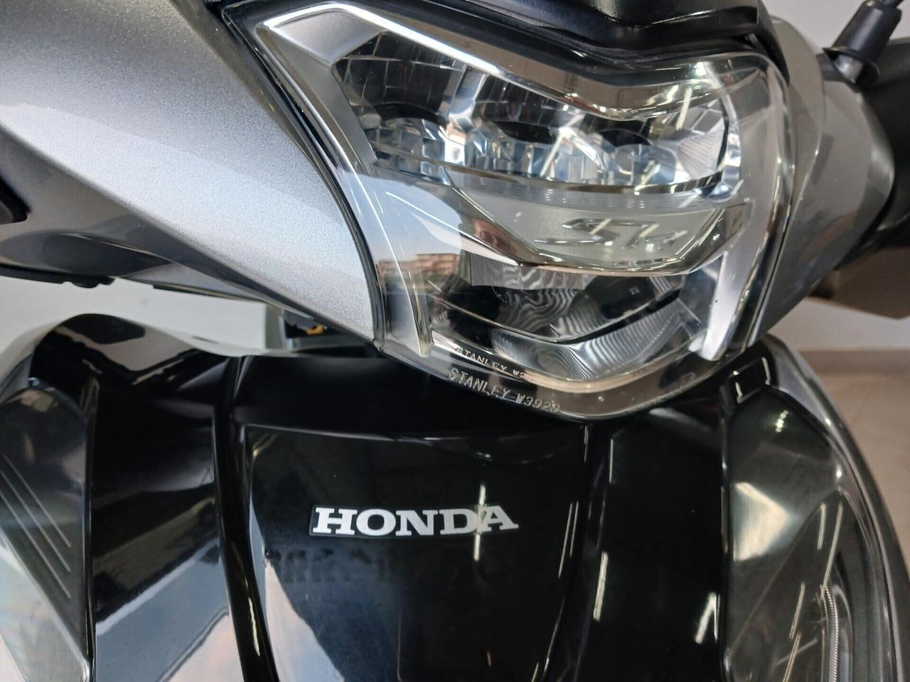 COMPRESO PASSAGGIO TAGLIANDO