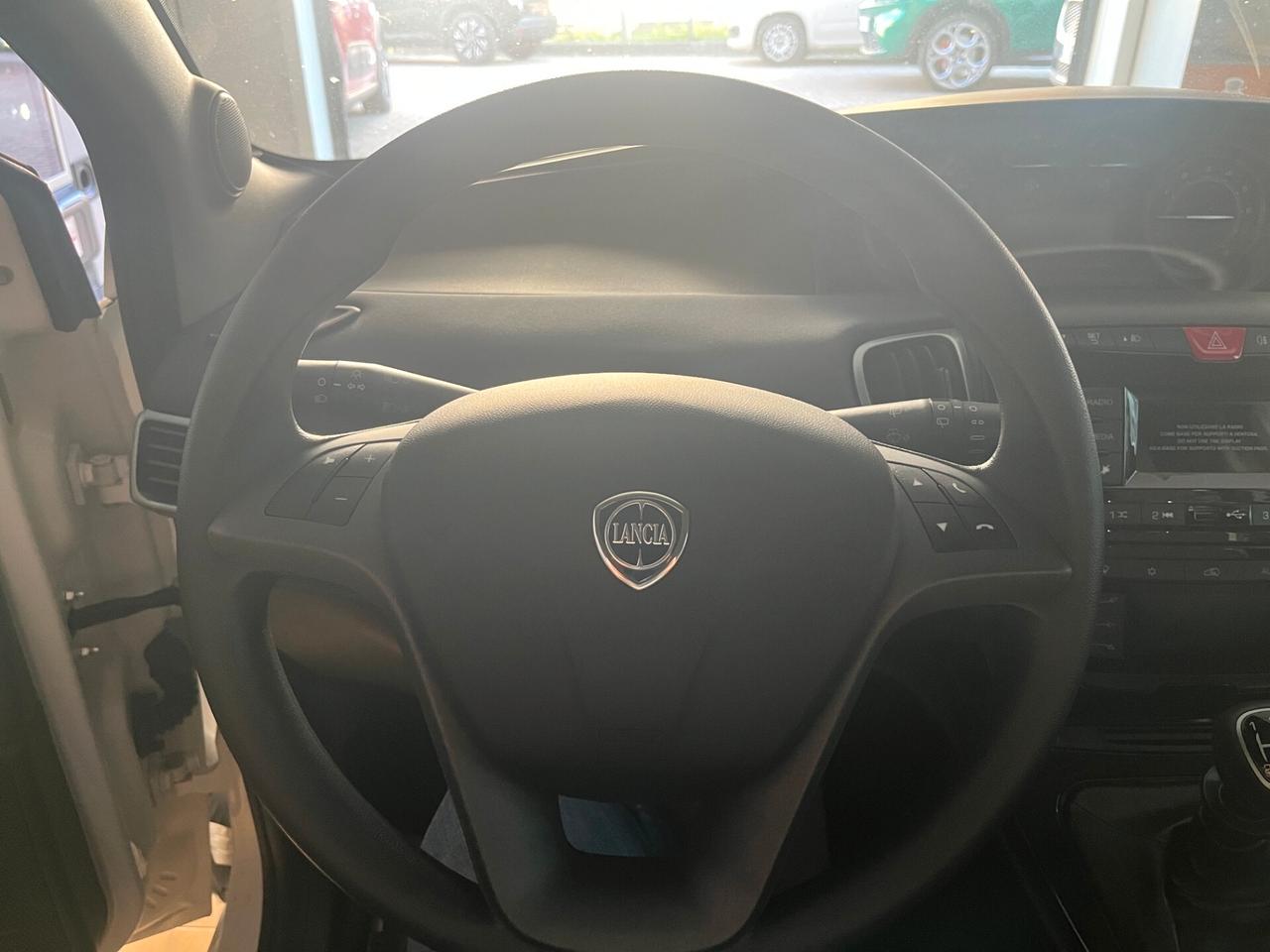 Lancia Ypsilon 1.0 FireFly 5 porte S&S Hybrid Gold Plus