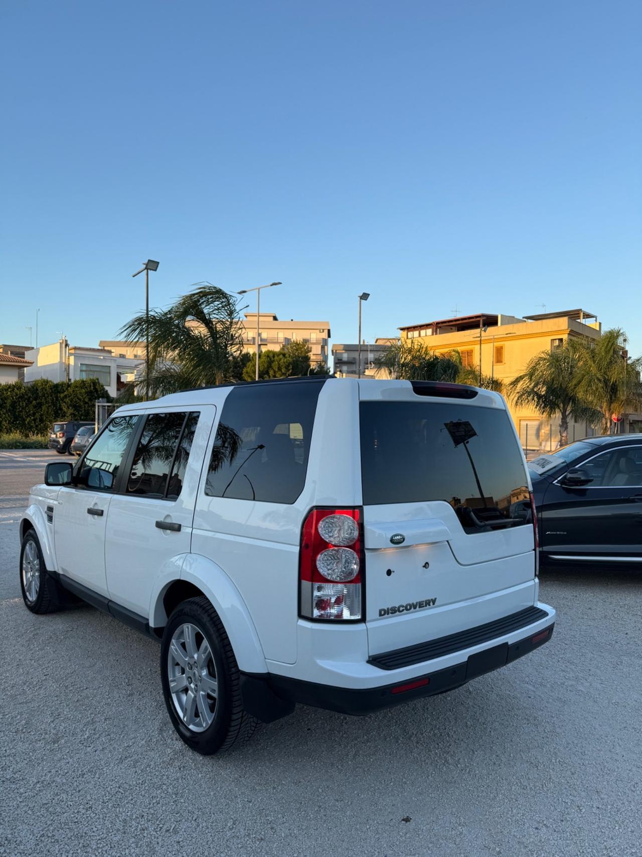Land Rover Discovery 4 3.0 SDV6 245CV HSE