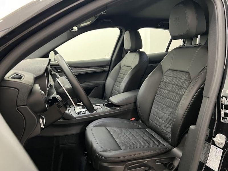 Alfa Romeo Stelvio 2.2 Turbodiesel 210 CV AT8 Q4 Competizione