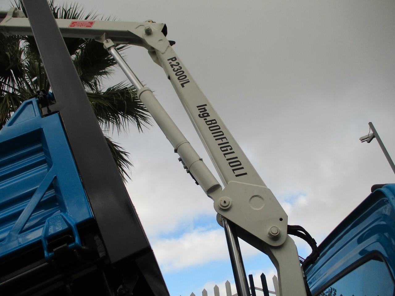 Iveco Daily 35C10 2.3 GRU BONFIGLIOLI 2300/2S RIBALTABILE NUOV